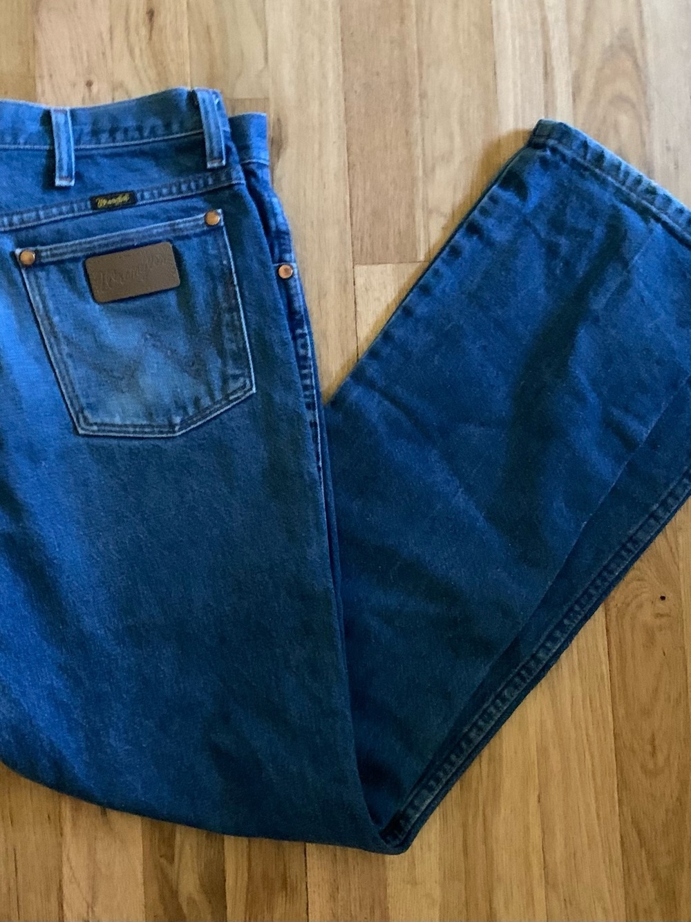 Wrangler Men’s Bootcut Jeans in Deep Blue Denim